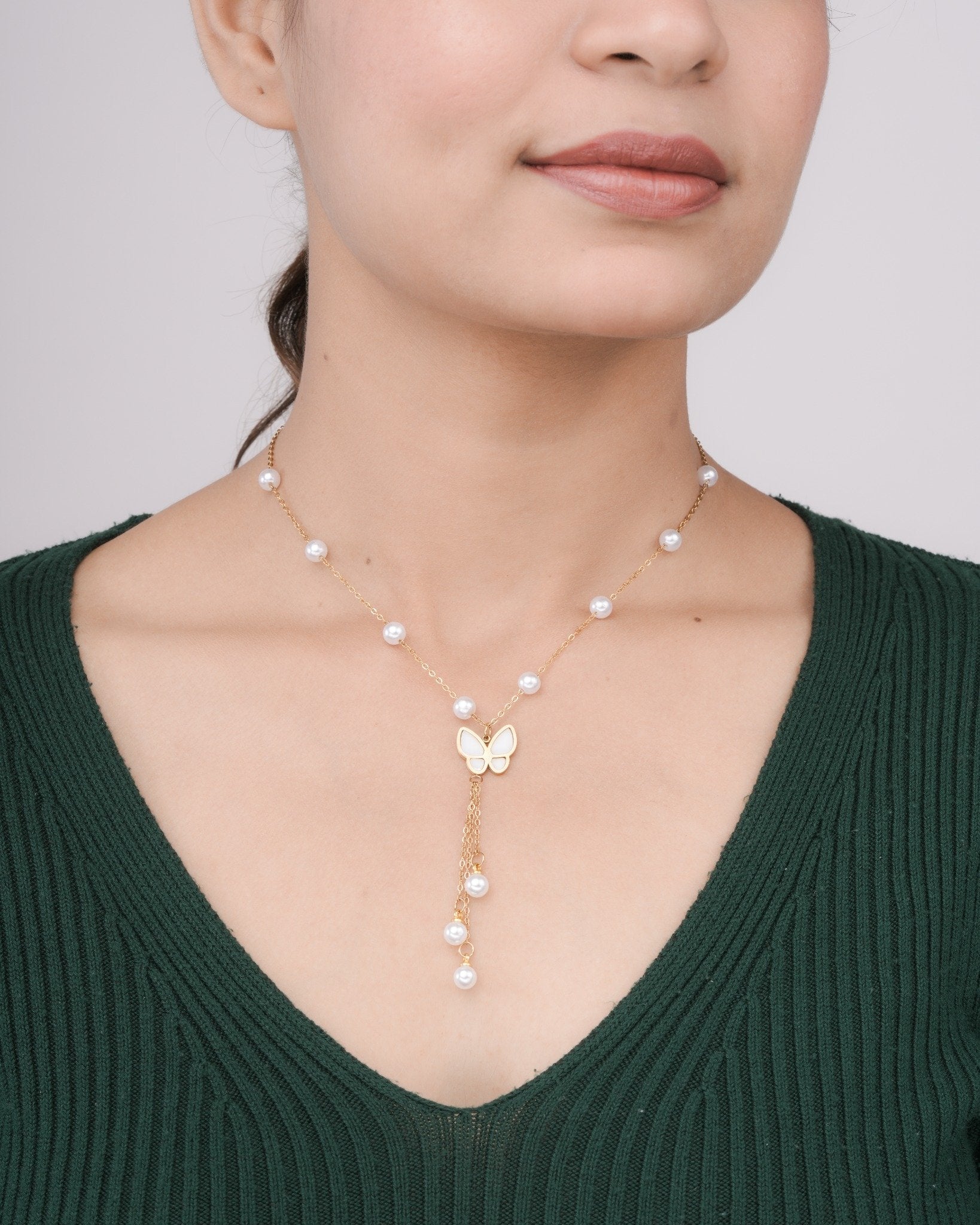 Aurevia Pearl Flutter 18 Carat Gold Finished PVD Coated Anti-Tarnish Necklace