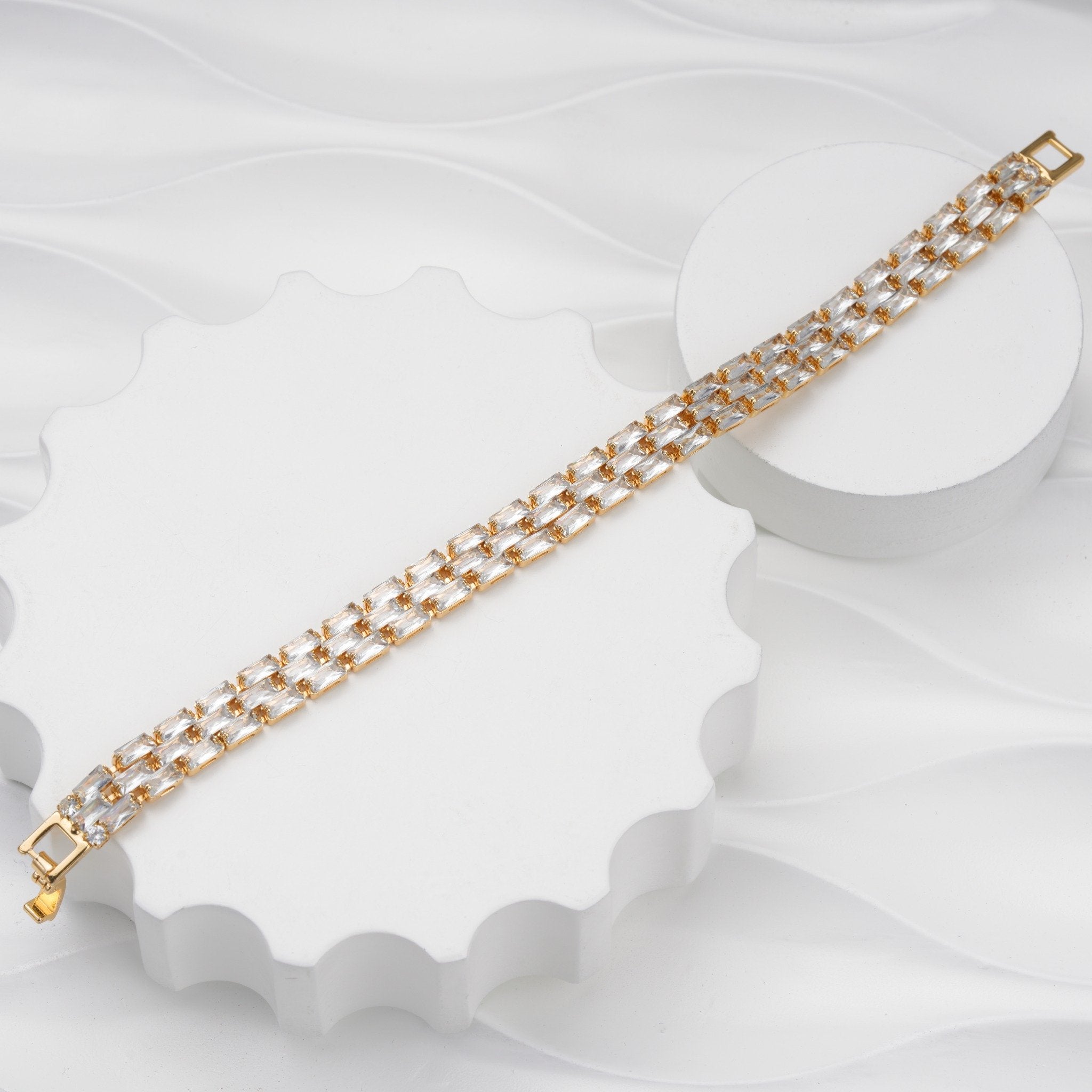 Glow Lock 18 Carat Gold Finished PVD Coated Anti-Tarnish Crystal Bracelet