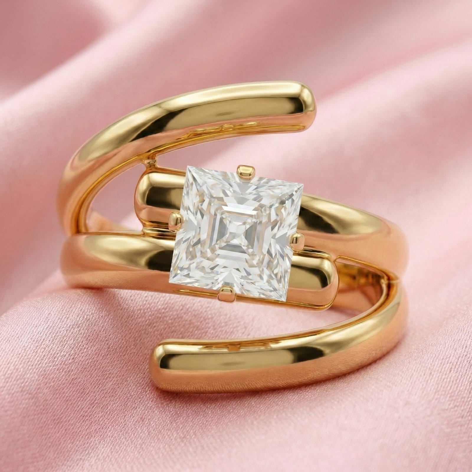 Luxe Spiral Crystal 18 Carat Gold Finished PVD Coated Anti-Tarnish Ring