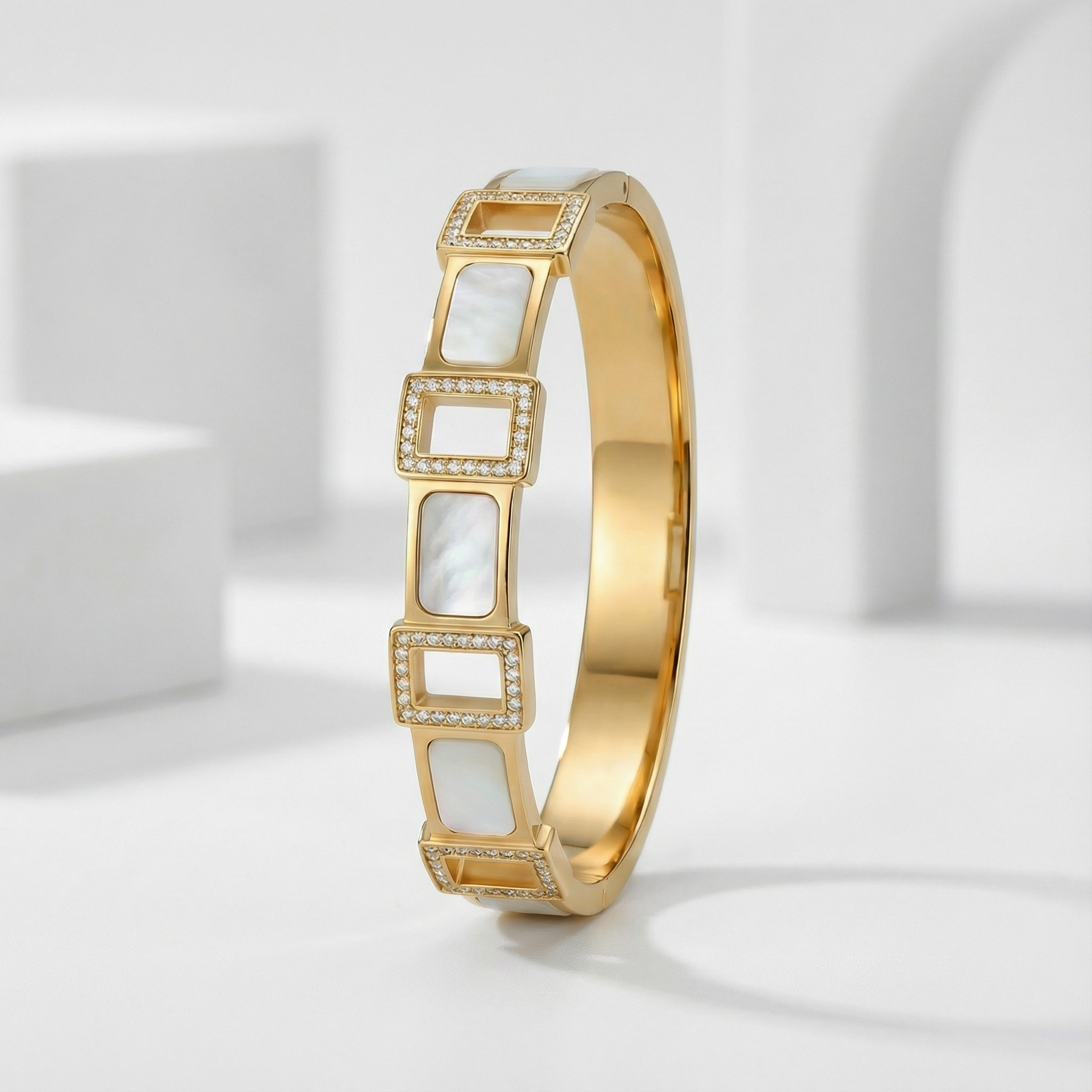 Ivory Frame Luxe 18 Carat Gold Finished PVD Coated Anti-Tarnish Bracelet