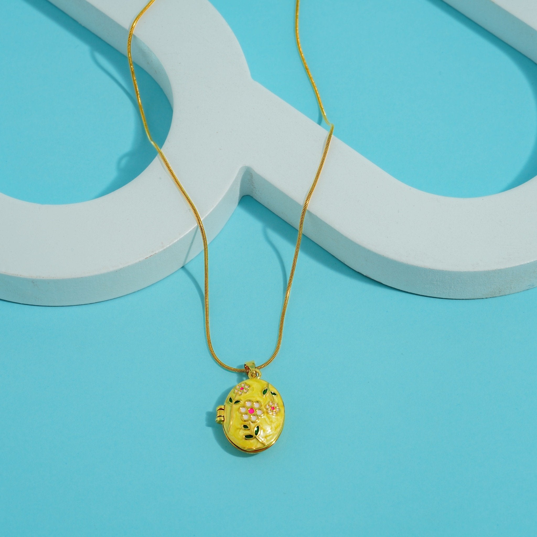 Golden Garden Locket 18 Carat Gold Finished PVD Coated Anti-Tarnish Necklace