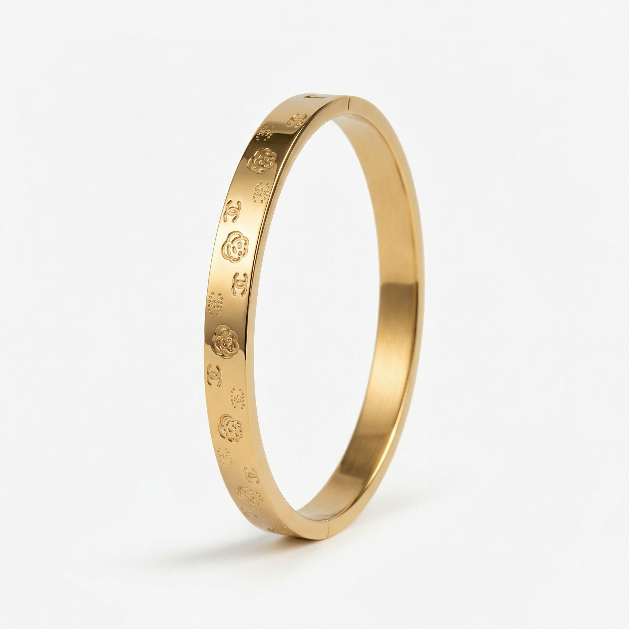 Floral Charm Gold 18 Carat Gold Finished PVD Coated Anti-Tarnish Bracelet