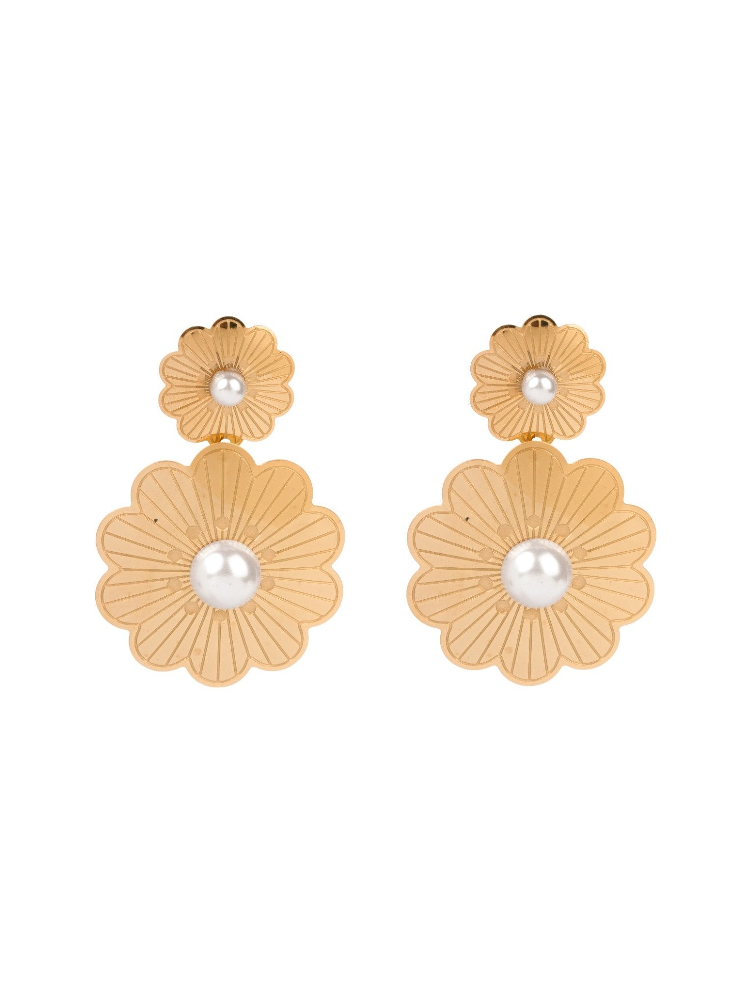 Éclat Blossom Pearl 18 Carat Gold Finished PVD Coated Anti-Tarnish Earrings
