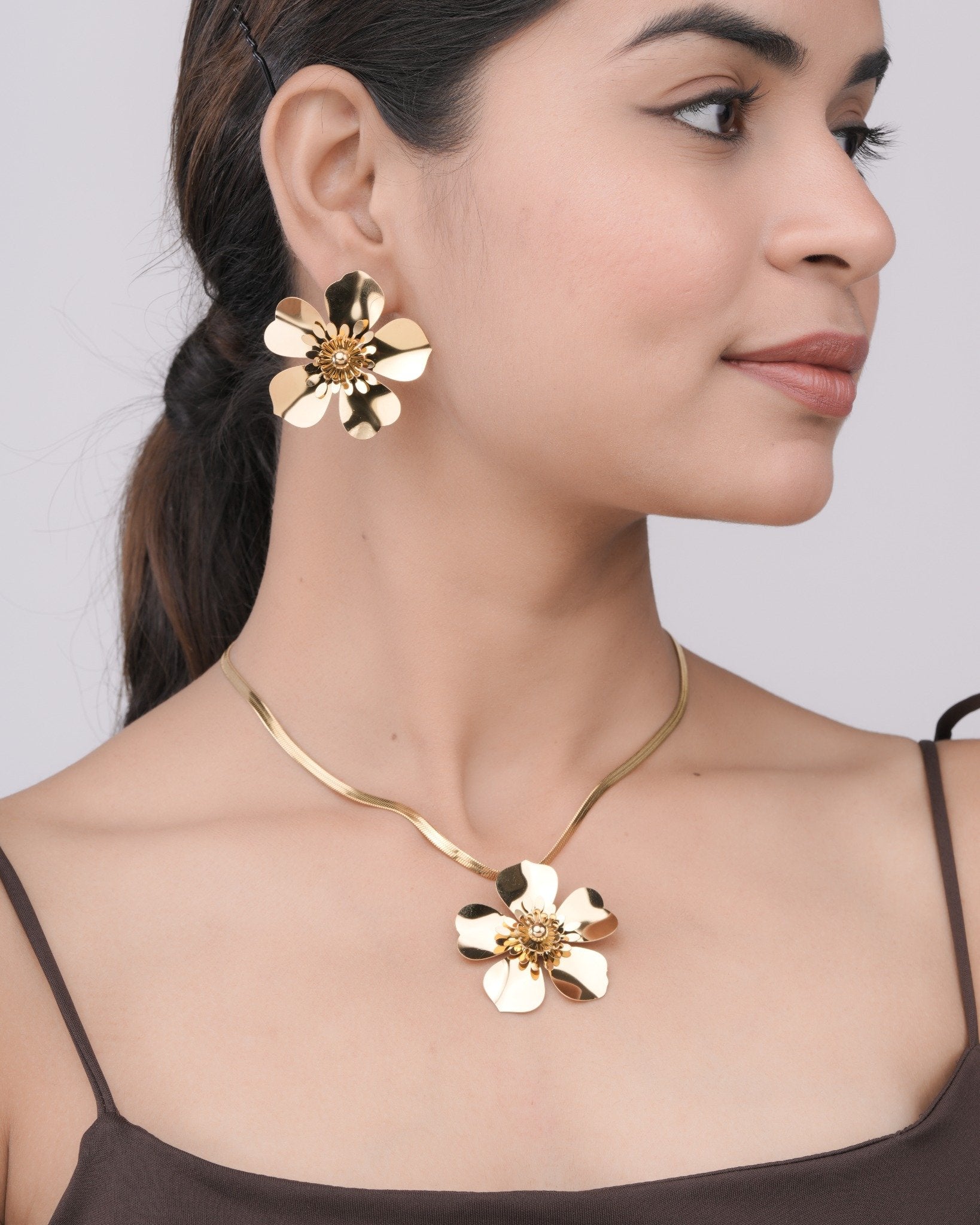 Golden Bloom Classic 18 Carat Gold Finished PVD Coated Anti-Tarnish Set