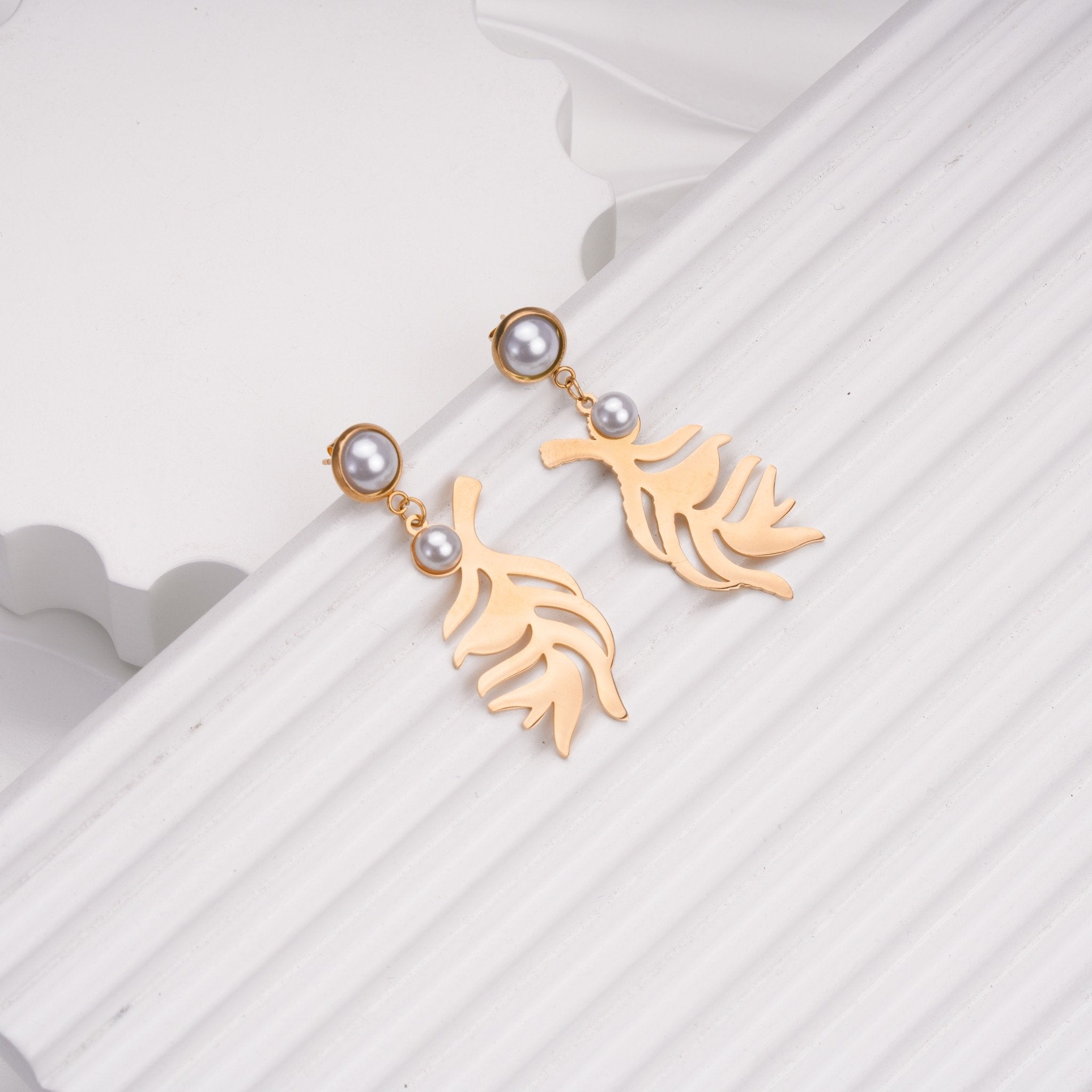 Lumière Leaf Pearl 18 Carat Gold Finished PVD Coated Anti-Tarnish Earrings