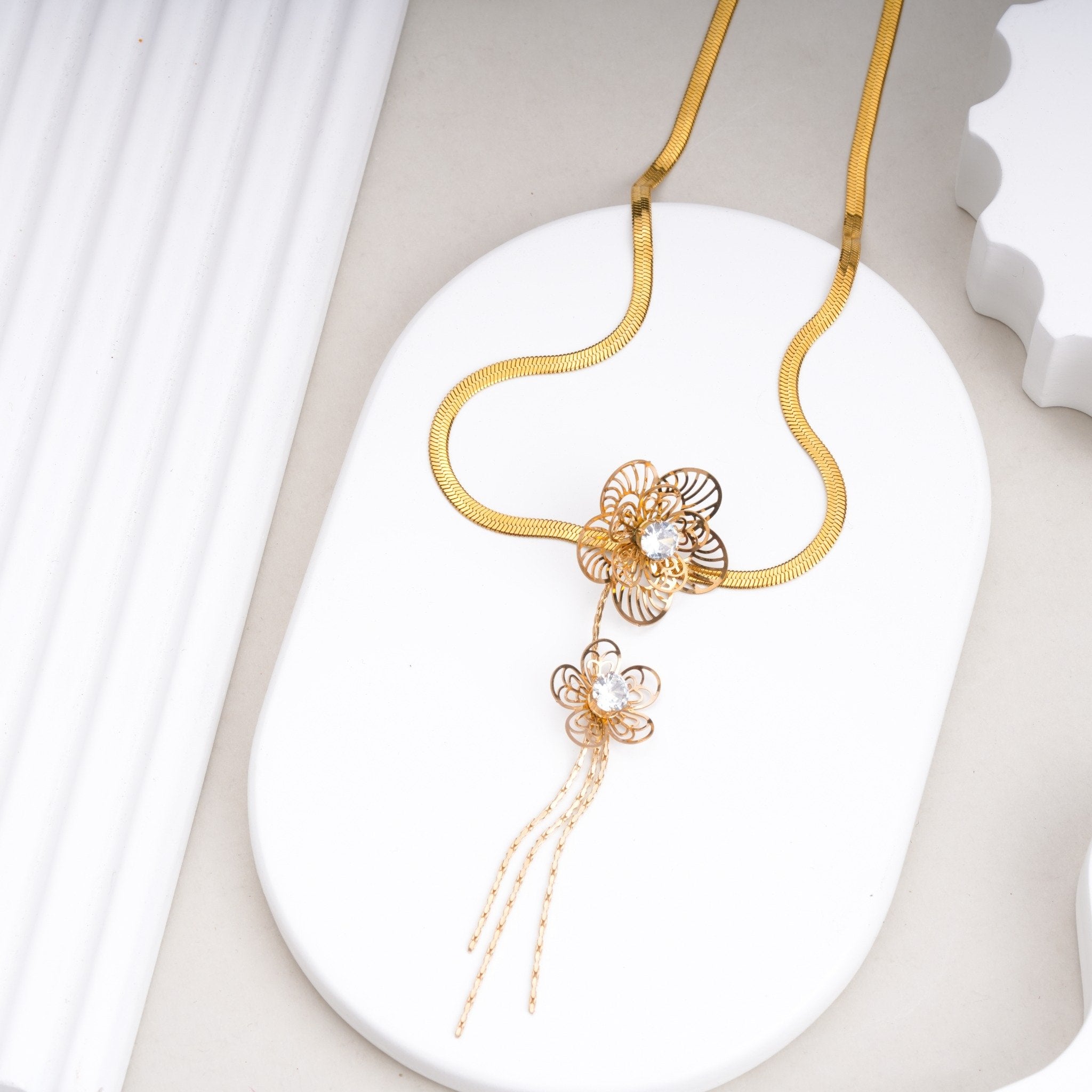 Aurielle Bloom 18 Carat Gold Finished PVD Coated Anti-Tarnish Necklace