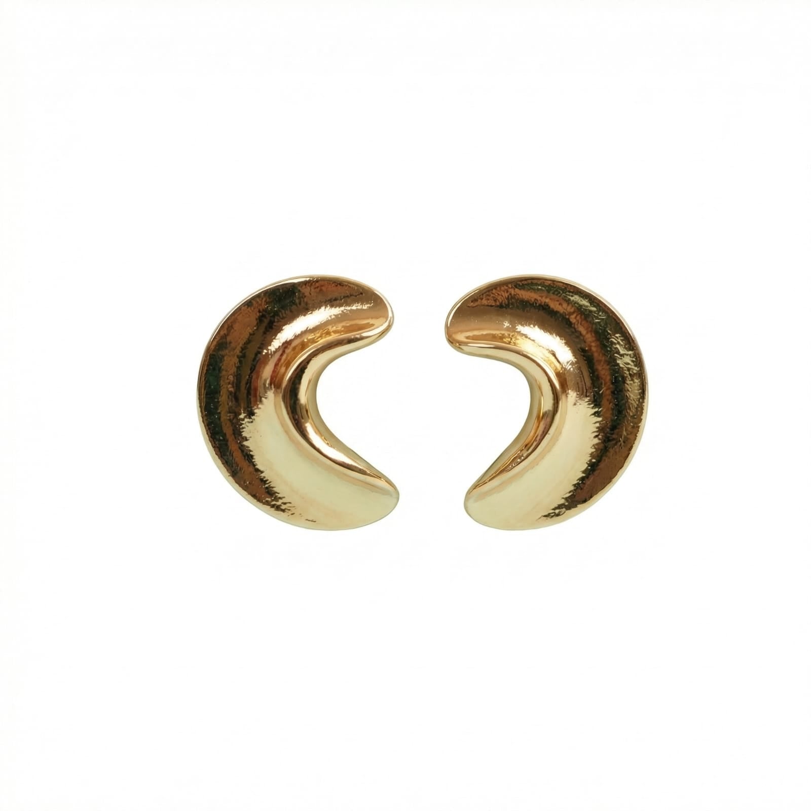 Luna Curve Stud 18 Carat Gold Finished PVD Coated Anti-Tarnish Earrings