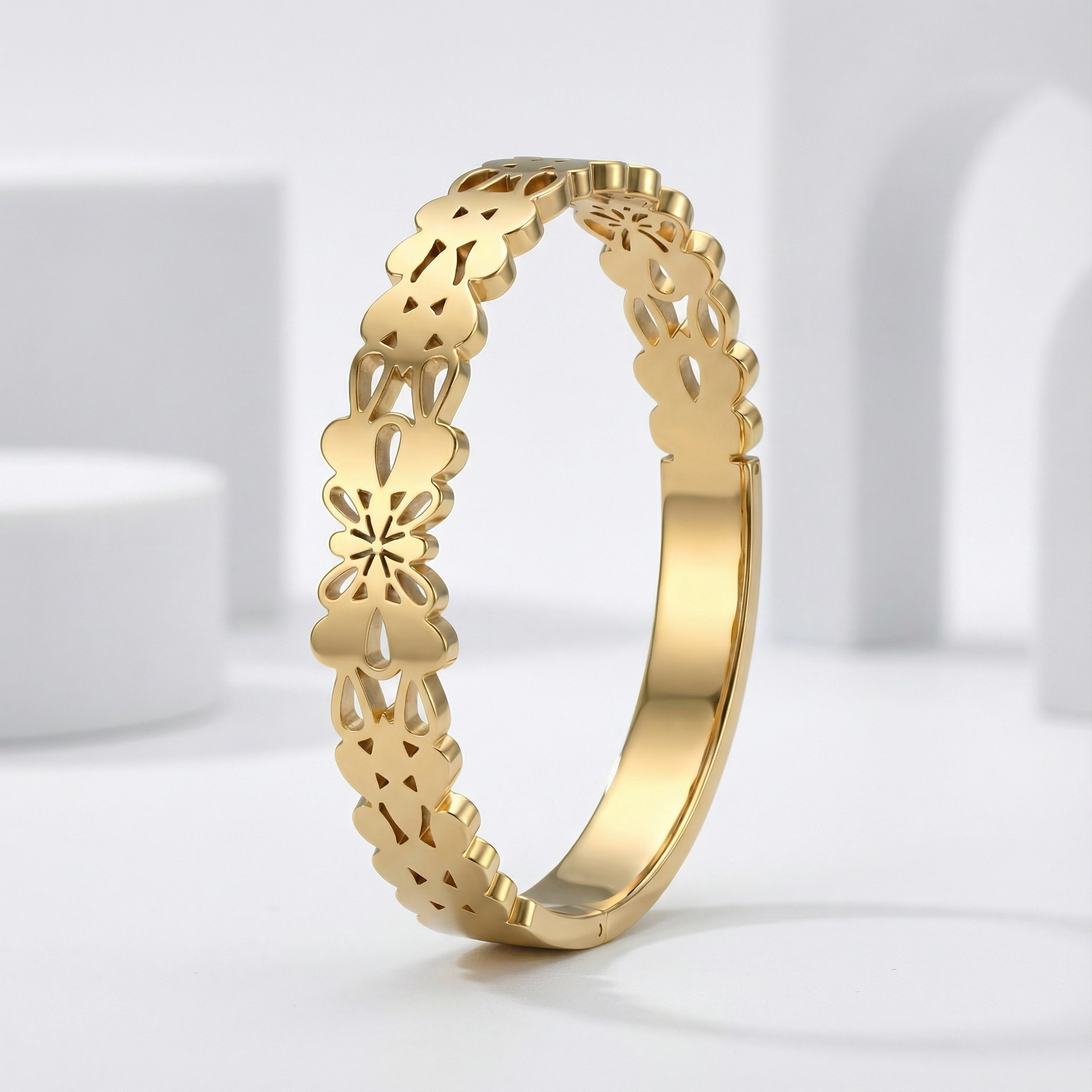 Bloom Cut Gold 18 Carat Gold Finished PVD Coated Anti-Tarnish Bracelet